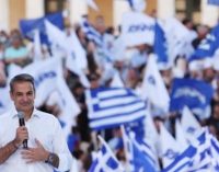 Yunanistan’da ilk sonuçlara göre genel seçimleri Miçotakis’in partisi kazandı